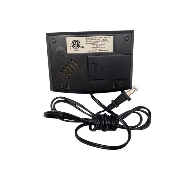 AcuRite Digital Alarm Clock Wood Grain LED Red Display Model 47567 Vintage - Picture 5 of 15